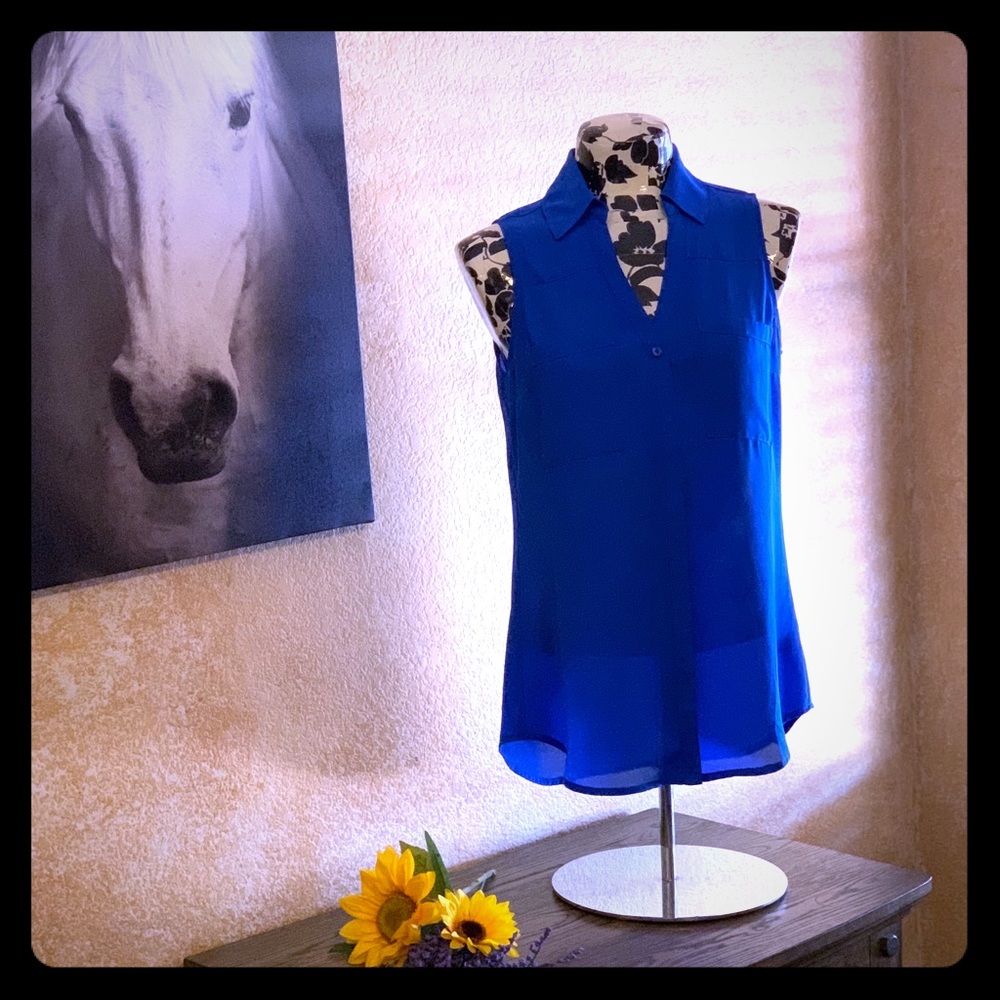 Sleeveless top